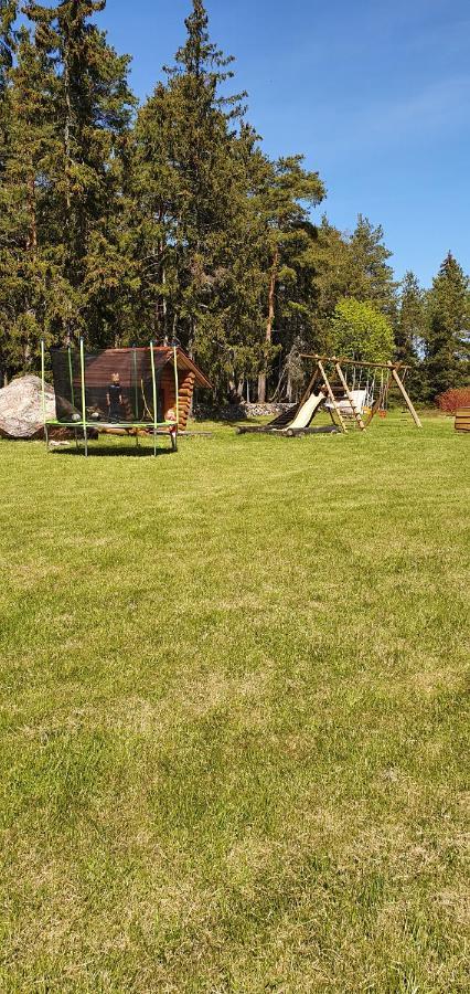 Maenniste Holiday Home Hiievalja Eksteriør billede